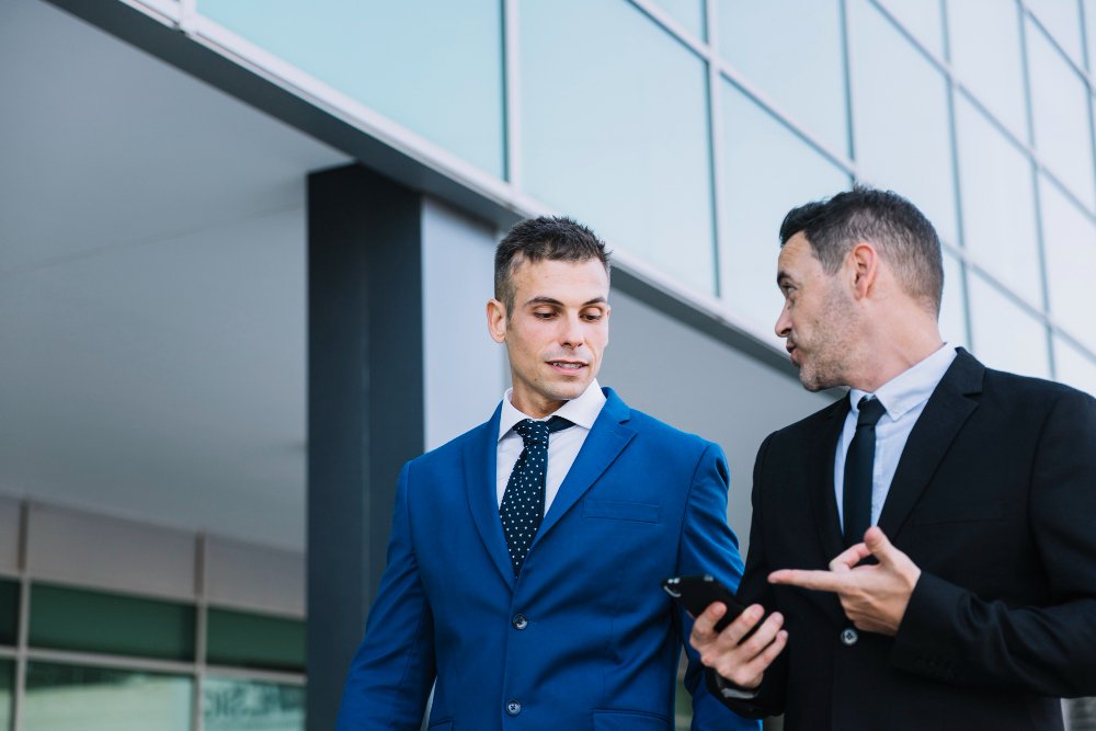 LLC vs S Corp in California: What’s Best for Your Burbank Business?